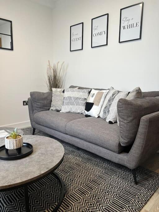Prime Suite 2 Bedroom Apartment With Rooftop Terrace 맨체스터 외부 사진