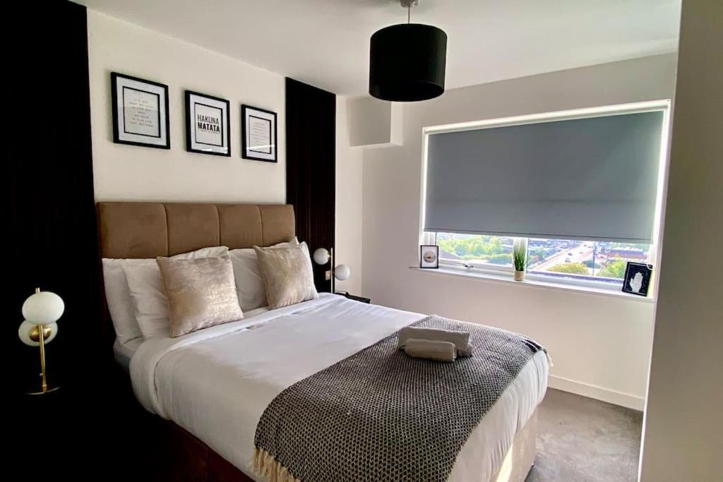 Prime Suite 2 Bedroom Apartment With Rooftop Terrace 맨체스터 외부 사진